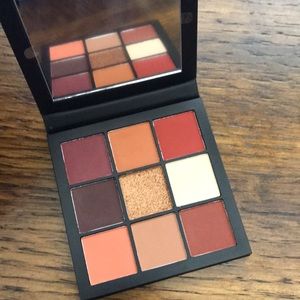 huda beauty warm brown obsessions palette